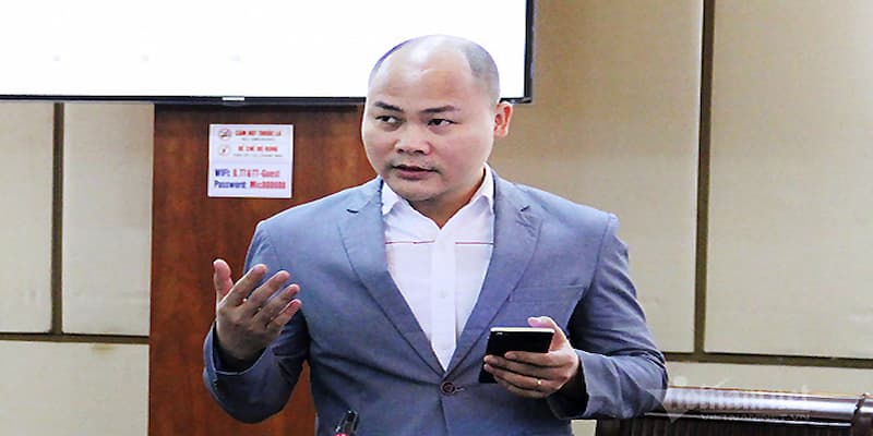 Tác giả về tư tưởng và phong cách